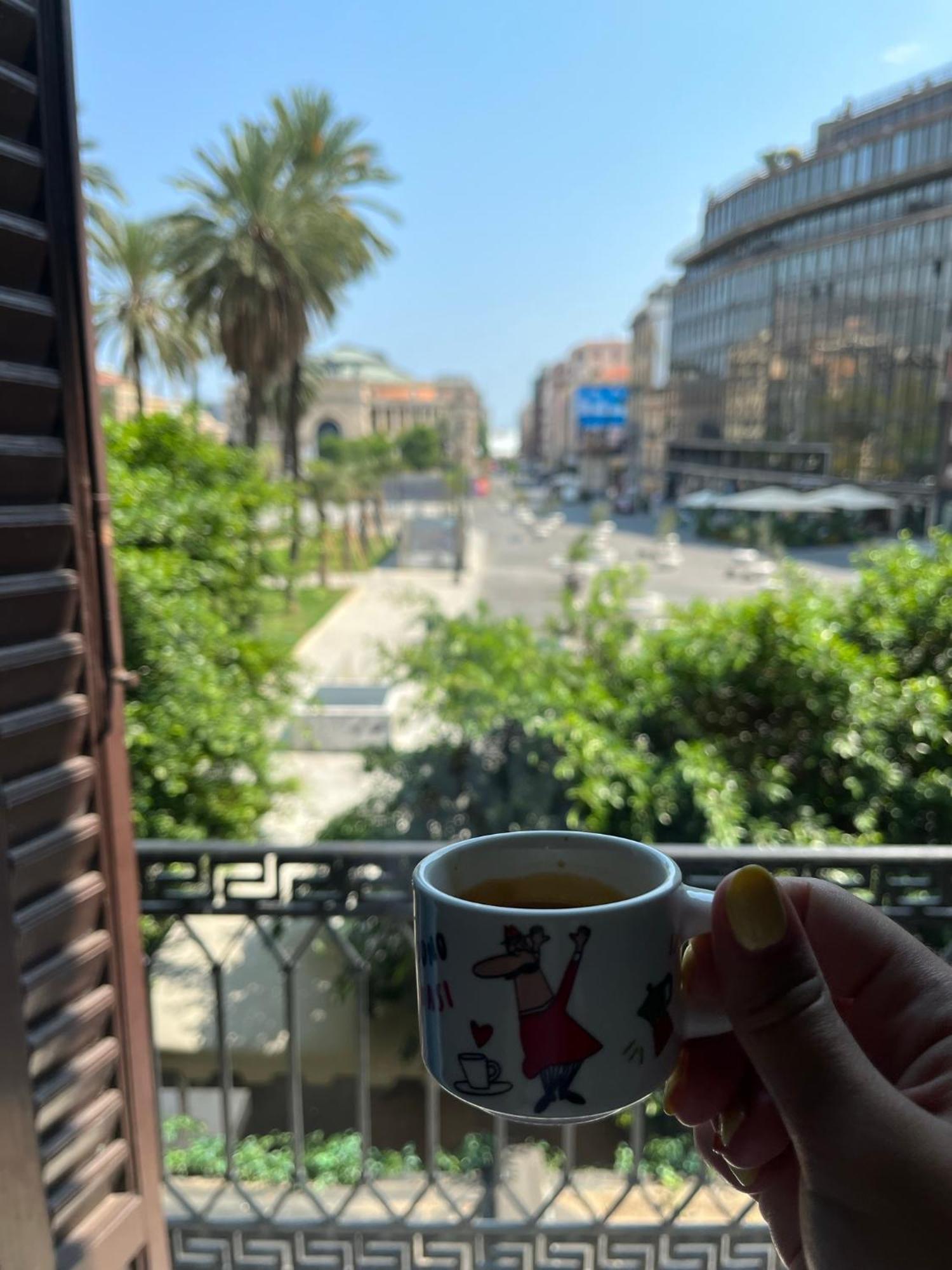 La Dimora Di Donna Claudia Hotel Palermo Bagian luar foto