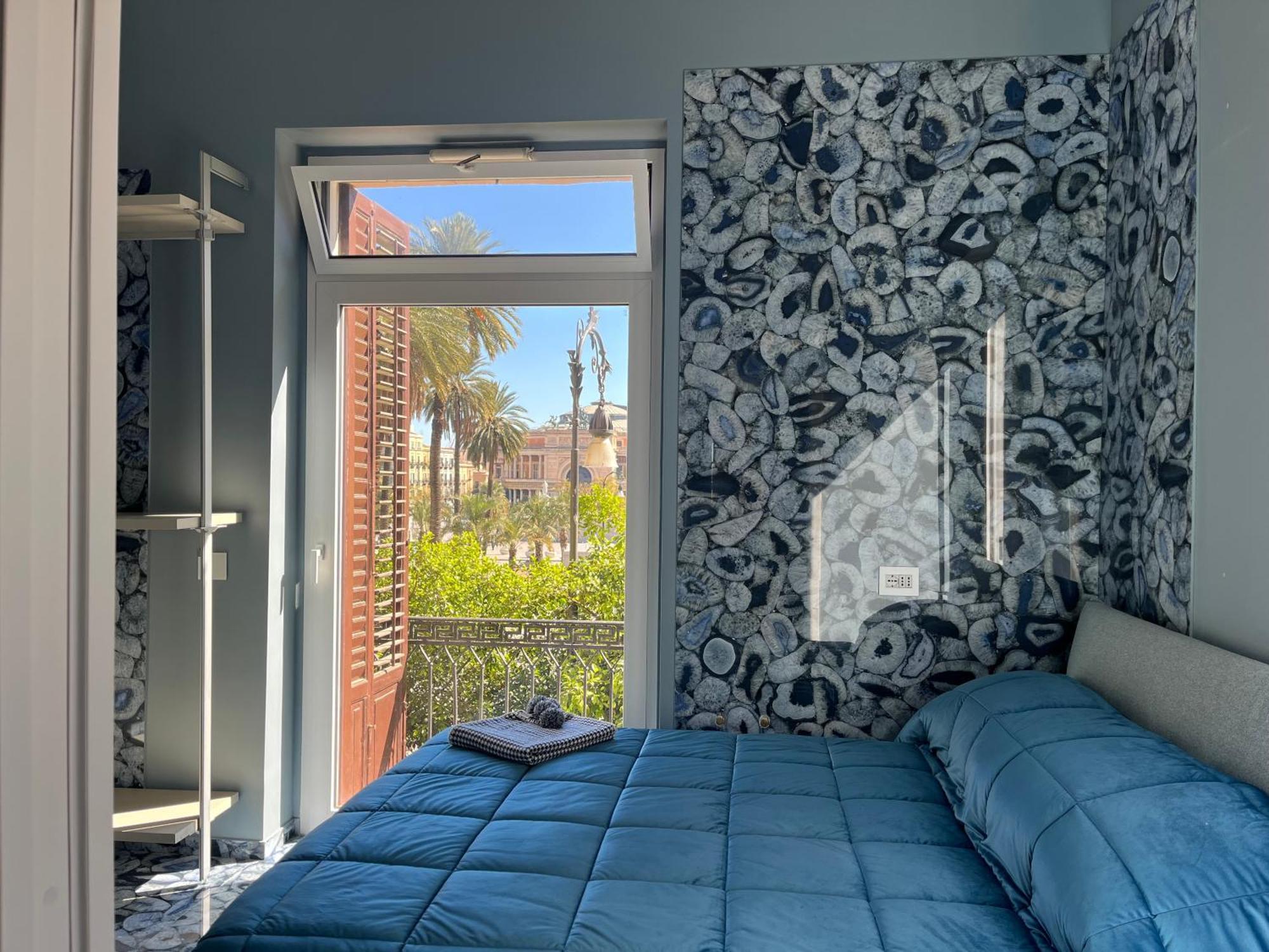 La Dimora Di Donna Claudia Hotel Palermo Bagian luar foto